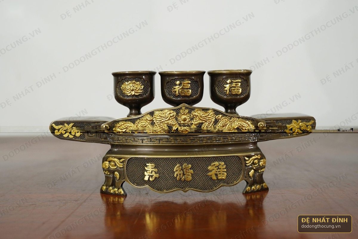 Khay chén thờ bằng đồng