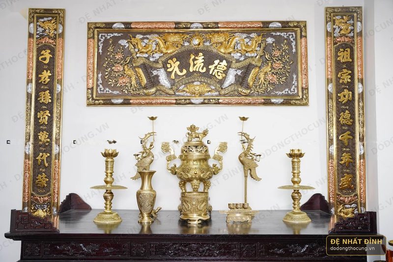Bộ ngũ sự Song Long 65cm màu vàng ánh xanh