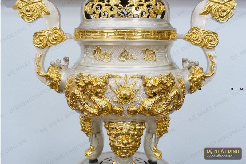 Đỉnh đồng Kim Bảo mạ bạc dát vàng