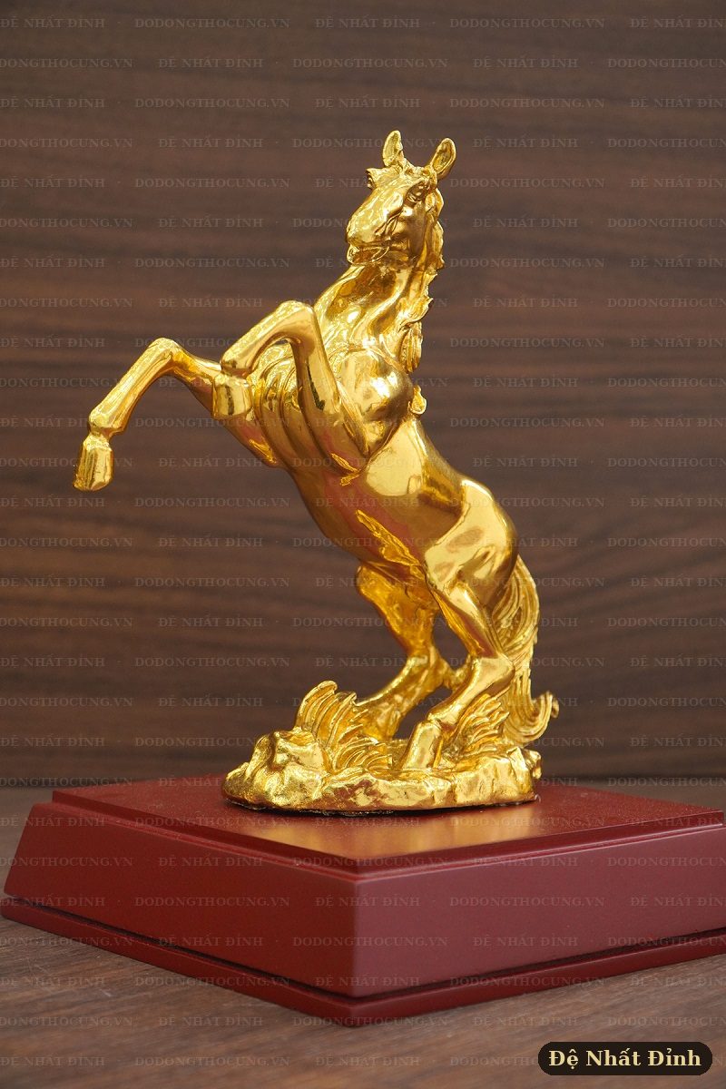 Tượng Ngựa phi — Mã đáo thành công — Đệ Nhất Đỉnh