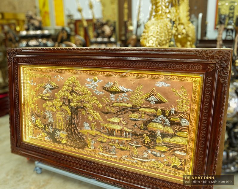 Cội nguồn quê hương đồng đỏ, khung gỗ lim màu trầm — ảnh 3