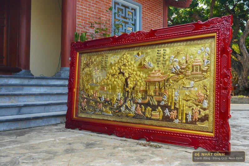 Tranh đồng quê dát vàng, khung gỗ sơn đỏ hoa văn — ảnh 2