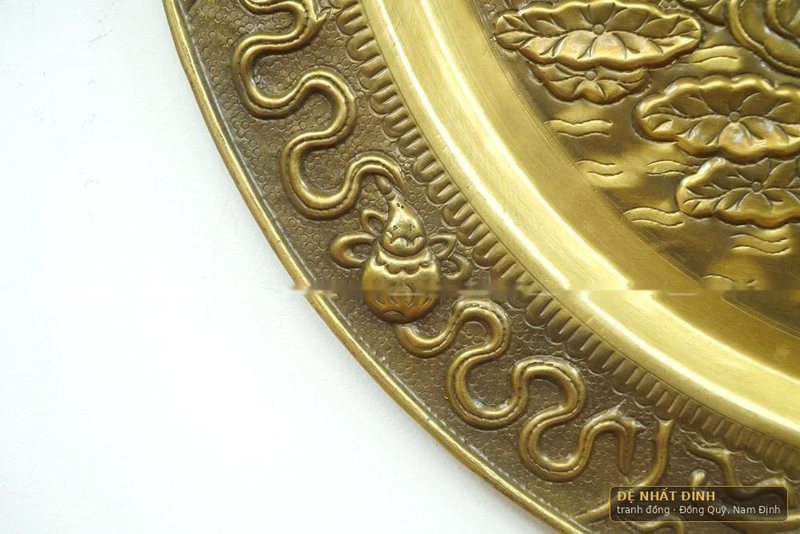 Mâm tranh đôi thiên nga bên sen 52 cm — ảnh 5