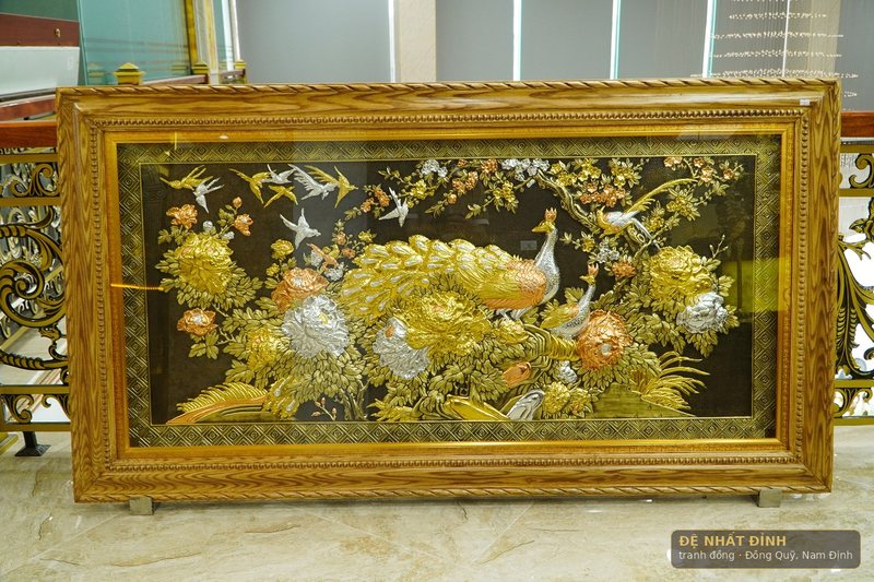 Ngọc đường phú quý chim công dát vàng, khung gỗ sơn đỏ — ảnh 4