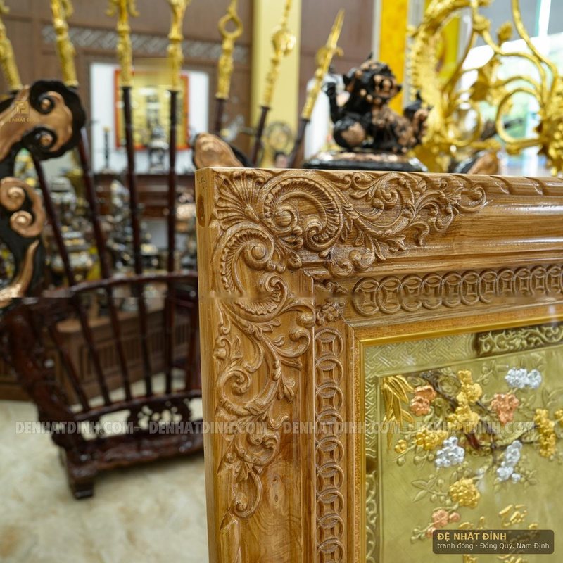 Thuận buồm xuôi gió dát vàng, khung gỗ hương — ảnh 5
