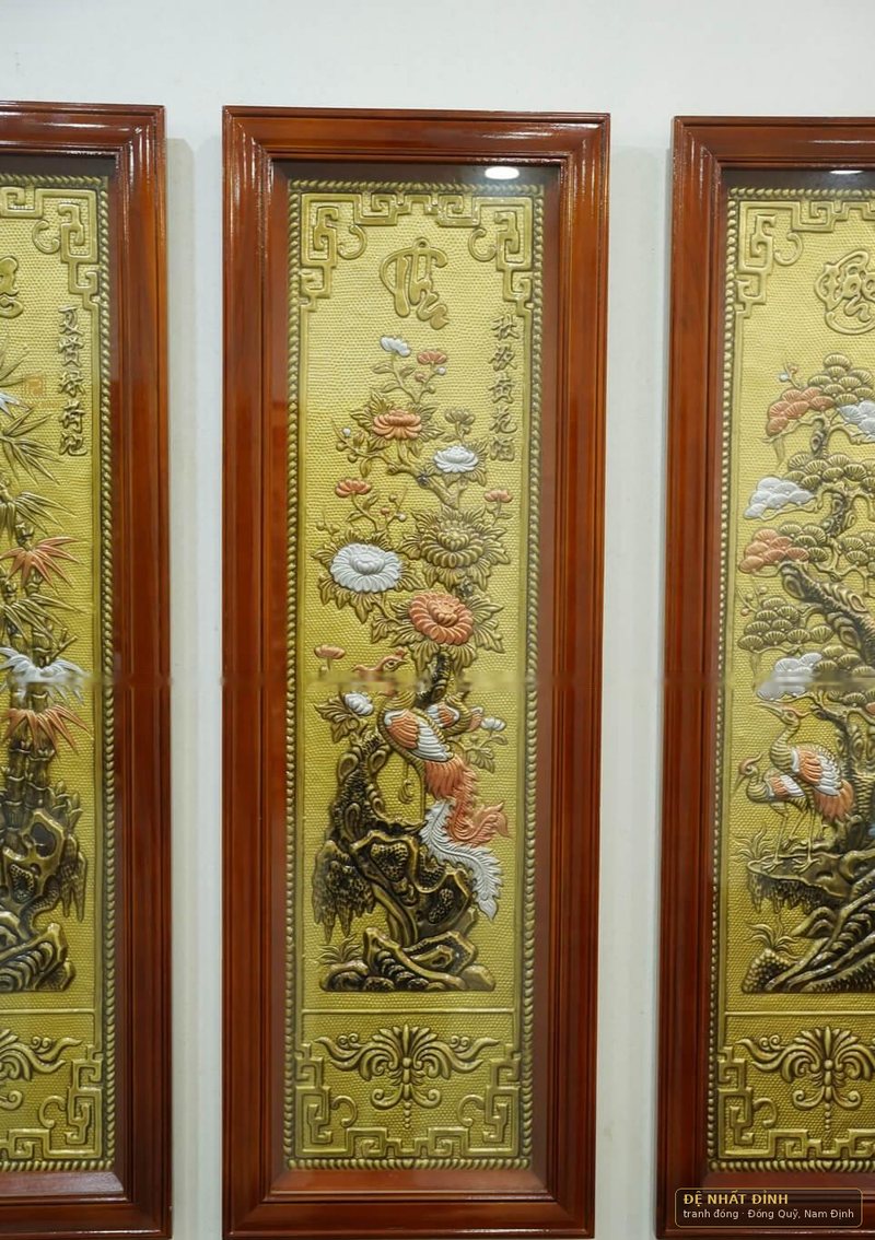 Bộ Tứ quý khung gỗ hương, treo cạnh gian thờ — ảnh 8